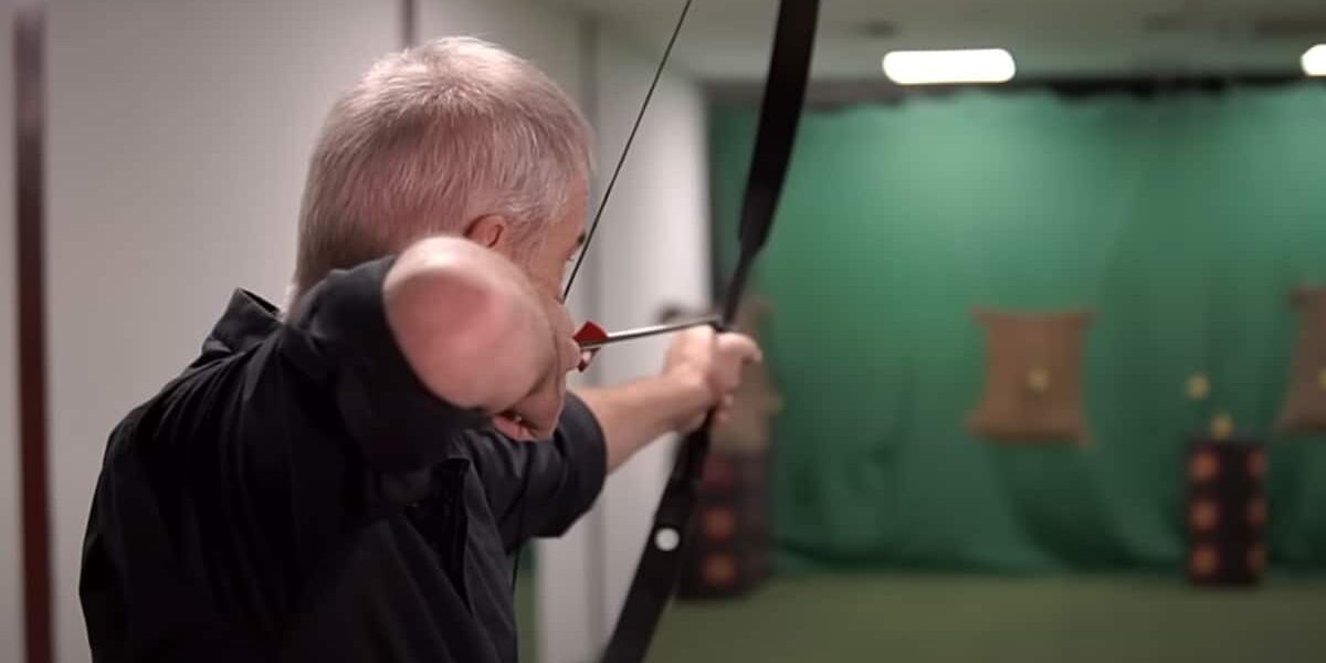 How to Aim With a Recurve Bow Mastering the Art of Precision Archery