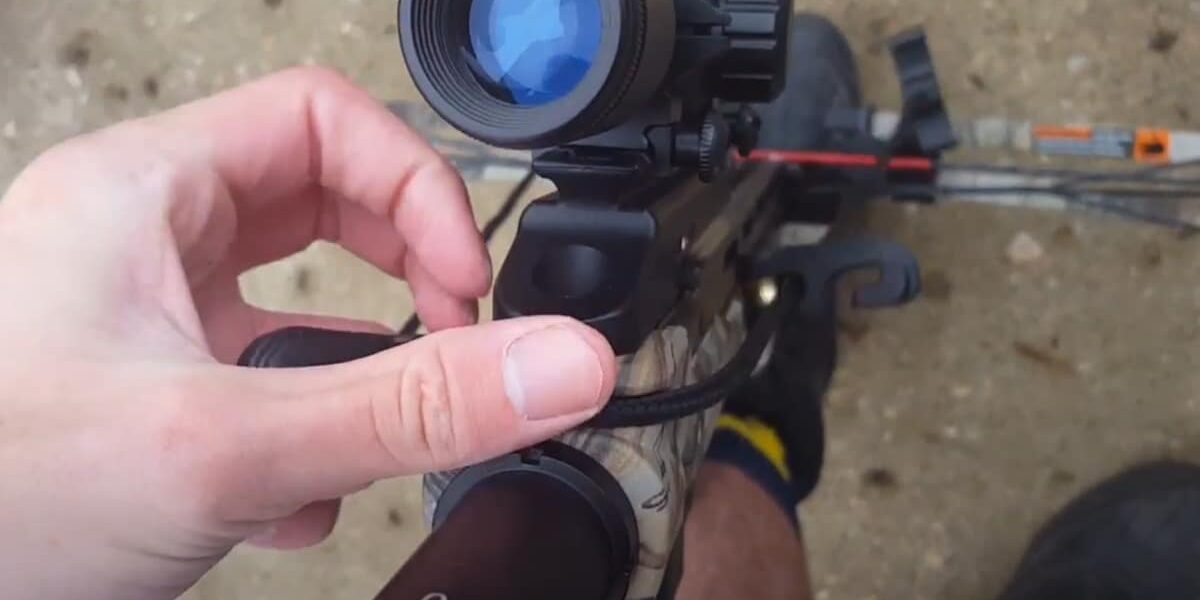 How to Load a Crossbow How to Load a Crossbow